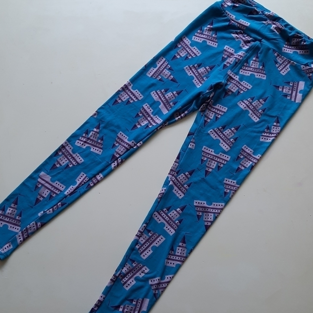 LuLaRoe Disney Collection Castle Print Leggings Blue Purple One Size